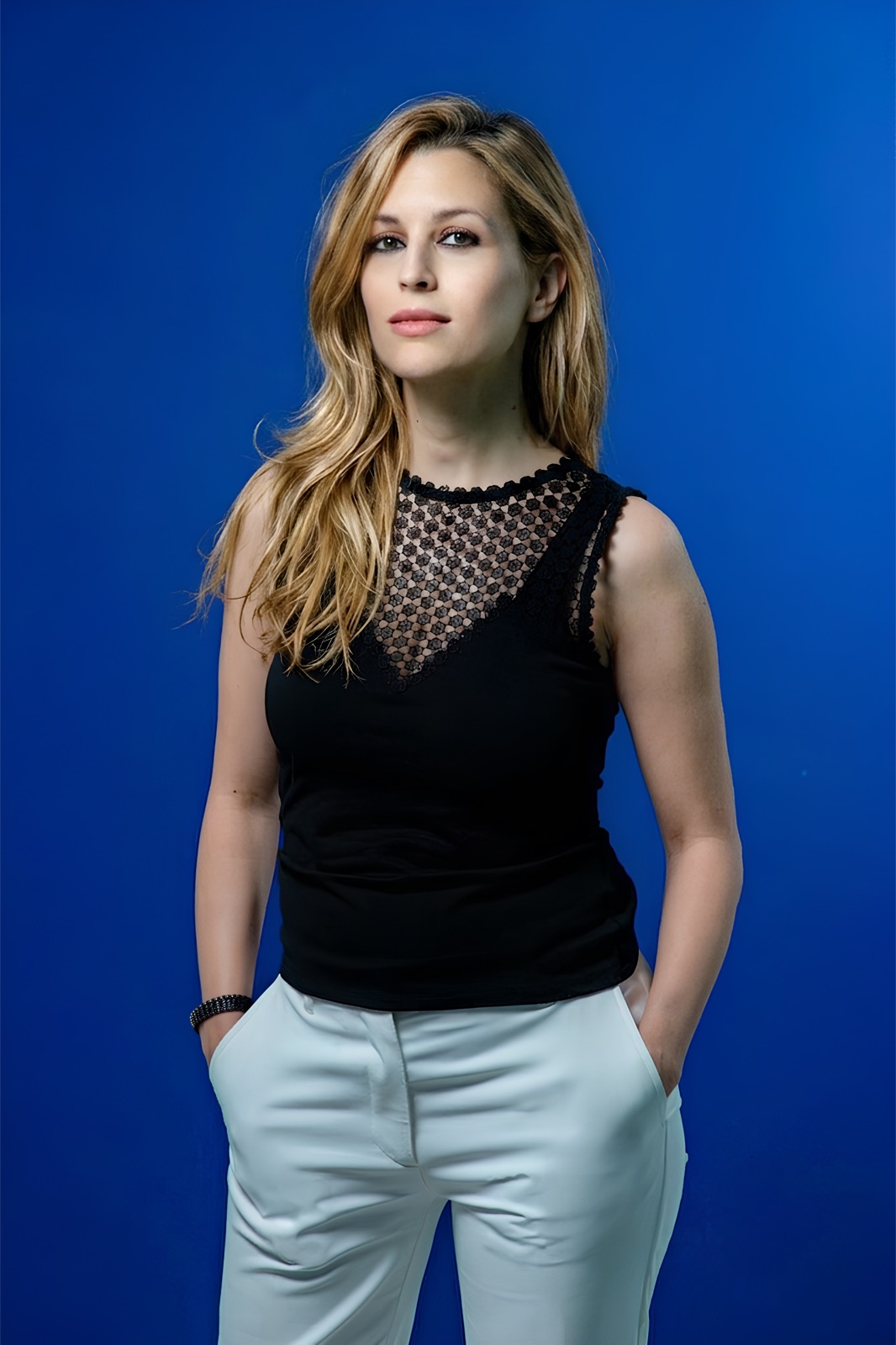 Portrait de Houda, cofondatrice de Bostaji